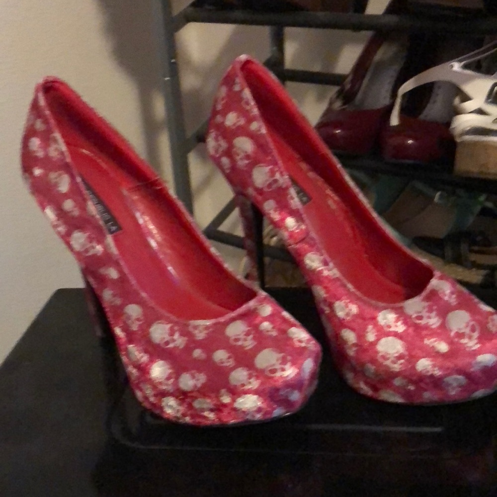 Skull Heels